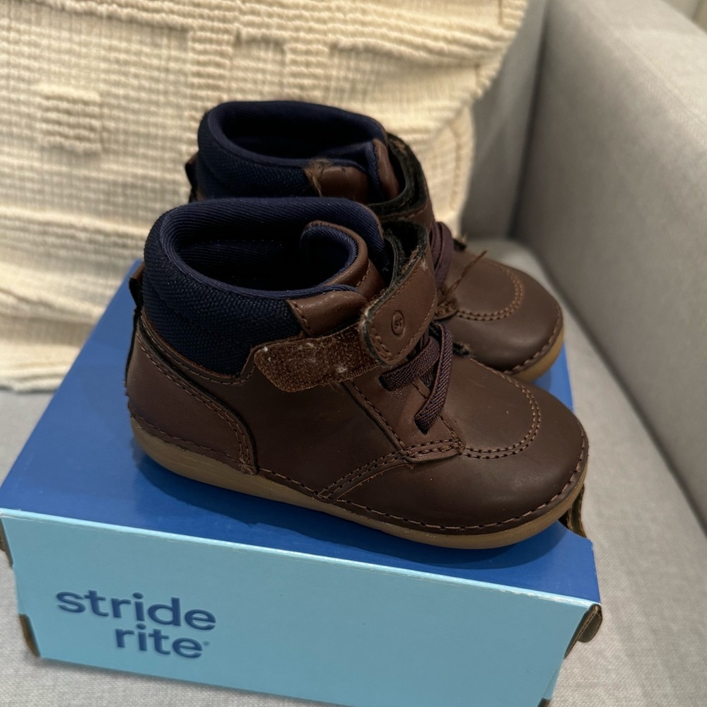 Stride rite Quinn Sneaker